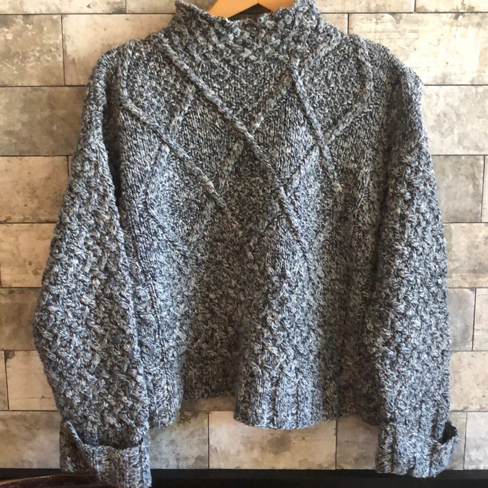 Express Black/Gray/White Knit Sweater